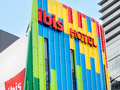 Ibis Sydney Barangaroo - Cruises Travel 1