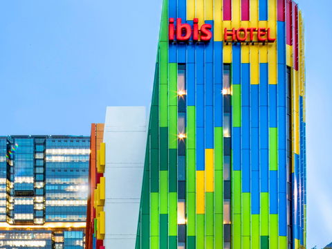 Ibis Sydney Barangaroo - Cruises Travel 2
