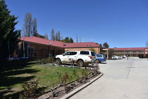 Best Western Plus Ambassador Orange - Travel Agents 0