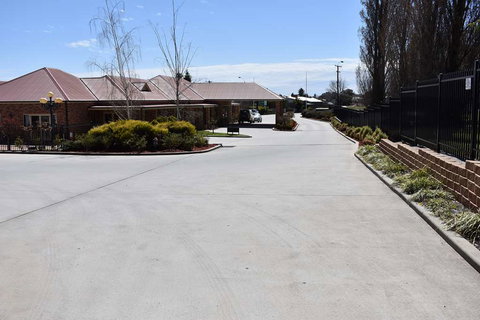 Best Western Plus Ambassador Orange - Travel Agents 2