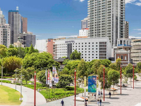 Novotel Sydney Darling Square - Tourism Guide 1