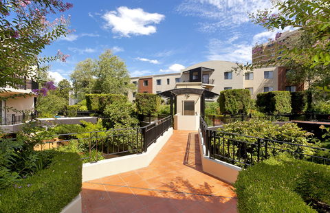 Astra Apartments The Griffin - Tourism Guide 1