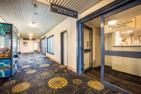 Atherton Hotel - Tourism Guide 1