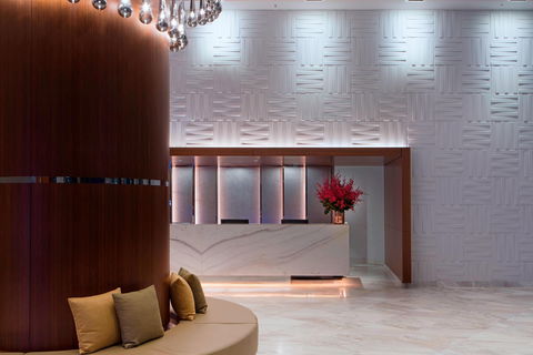 Sydney Harbour Marriott At Circular Quay - Cruises Travel 1