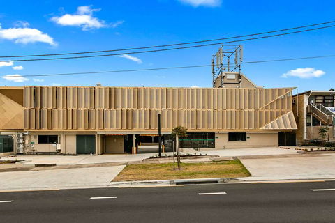 Quality Inn Sunshine Haberfield - Cruises Travel 1
