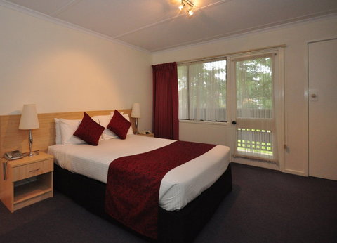 Edinburgh Motor Inn Warragul - Tourism Guide 1