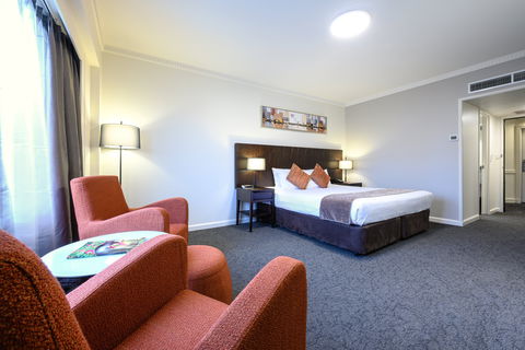 Hotel Grand Chancellor Adelaide - Cruises Travel 1