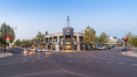 Mawson Lakes Hotel - Tourism Guide 2