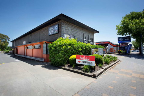 Enfield Hotel - Travel Agents 0