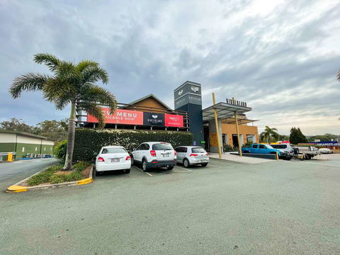 Nightcap At Hinterland Hotel - Cruises Travel 0