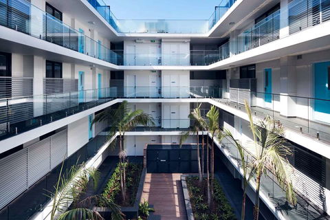 Veriu Camperdown - Tourism Guide 1