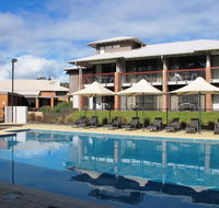 Margarets in Town Apartments - Cruises Travel