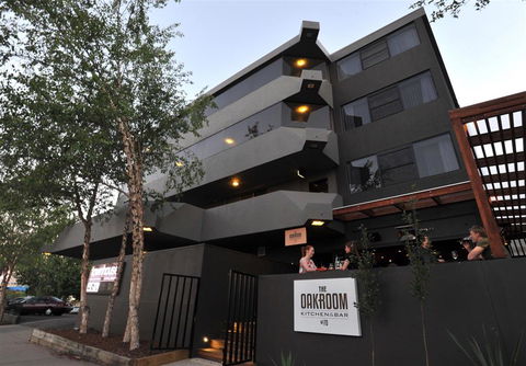 Townhouse Hotel, Wagga - Travel Agents 1