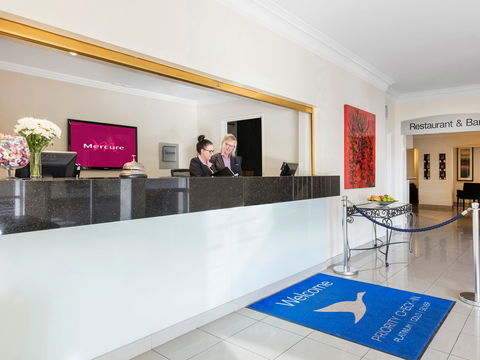 Mercure Wagga Wagga - Travel Agents 1