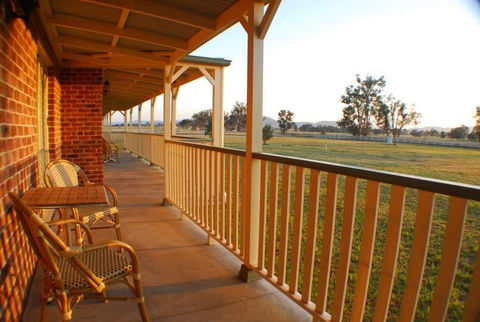 Stockman's Motel, Tamworth - Cruises Travel 1