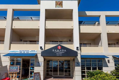 Ramada Resort Shoal Bay - Cruises Travel 1