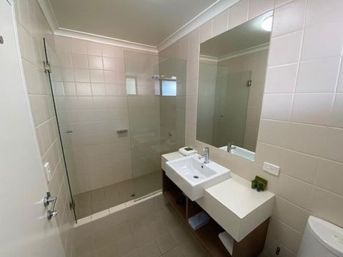 Margarets In Town Apartments - Cruises Travel 8