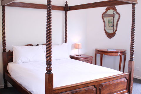 Margaret River Motel - Cruises Travel 8