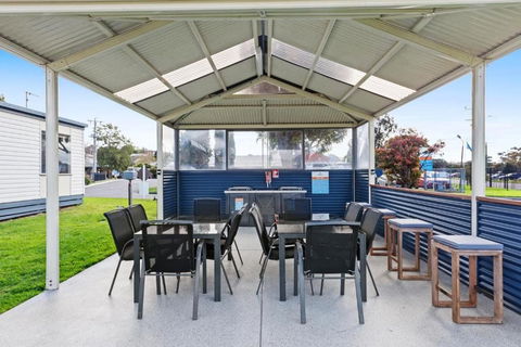 Discovery Parks Geelong - Cruises Travel 1