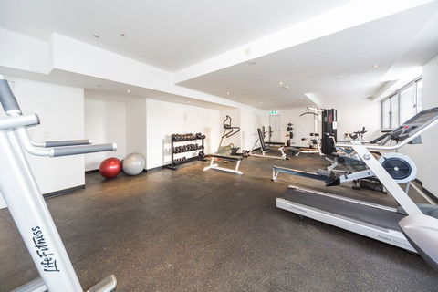 Astra Apartments Sydney CBD - Tourism Guide 9