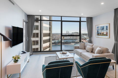 Meriton Suites Sussex Street, Sydney - Cruises Travel 2