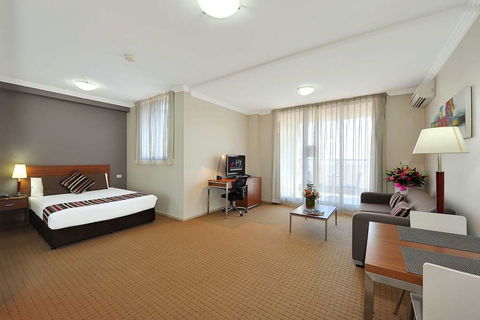 APX Apartments Darling Harbour - Tourism Guide 9