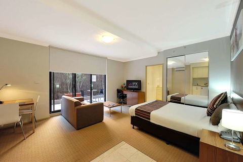 APX Apartments Darling Harbour - Tourism Guide 16
