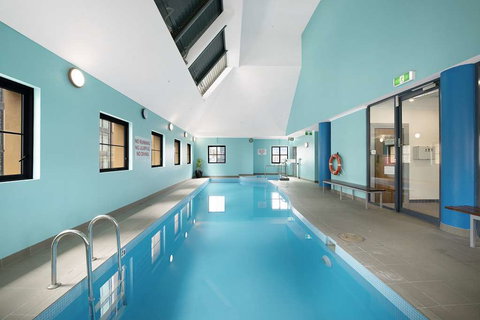 YEHS Hotel Sydney Harbour Suites - Tourism Guide 8