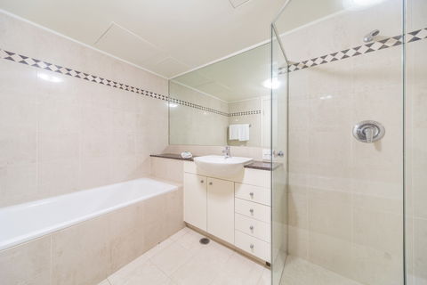 Astra Sydney CBD Pitt Street - Tourism Guide 1