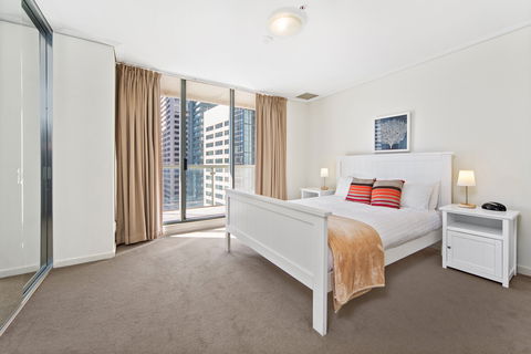 Astra Sydney CBD Pitt Street - Tourism Guide 2