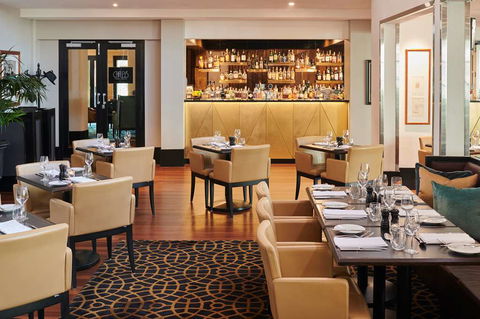 Hotel Kurrajong Canberra - Cruises Travel 11