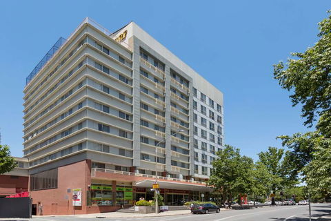 Nesuto Canberra Apartment Hotel - Tourism Guide 0