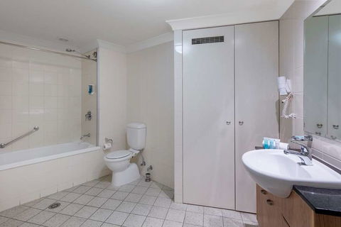 Nesuto Canberra Apartment Hotel - Tourism Guide 5