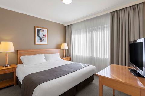 Nesuto Canberra Apartment Hotel - Tourism Guide 9