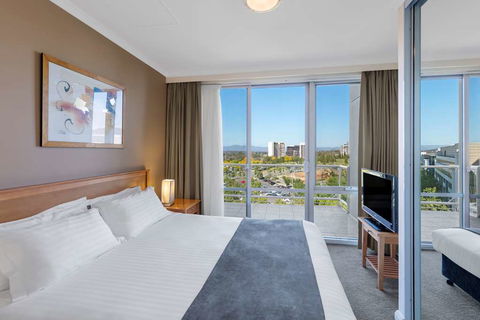 Nesuto Canberra Apartment Hotel - Tourism Guide 14