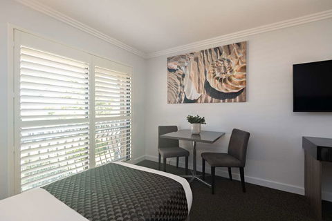 Lincoln Downs Resort, BW Signature Coll - Cruises Travel 7