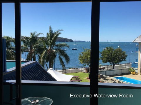 Mariners On The Waterfront - Cruises Travel 10