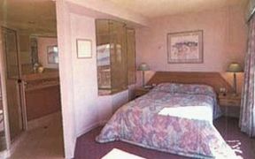 Esplanade Motor Inn - Cruises Travel 0