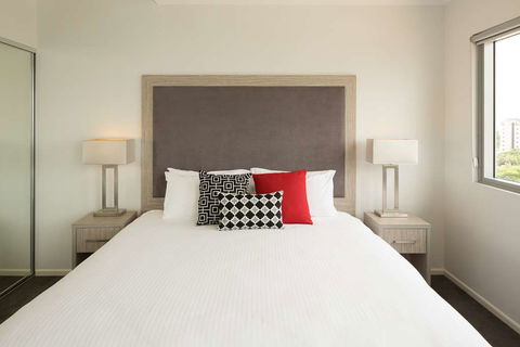 H On Smith Hotel - Cruises Travel 6