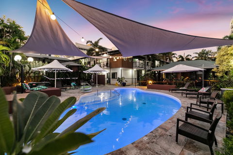 Palms City Resort - Cruises Travel 14