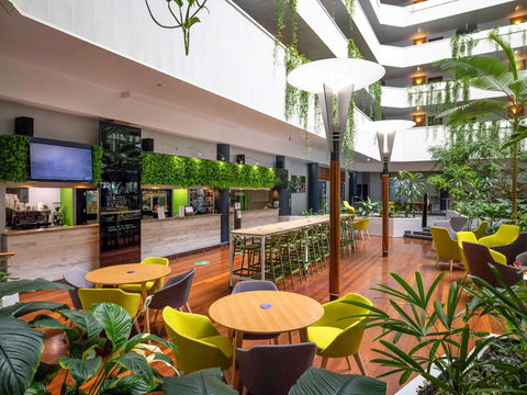 Novotel Darwin Atrium - Cruises Travel 3