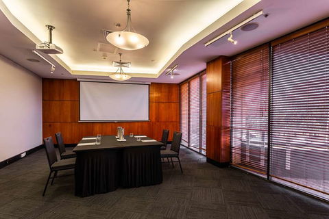 DoubleTree By Hilton Hotel Darwin - Cruises Travel 12