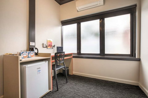 Nightcap at Chester Hill Hotel - Travel Agents 2