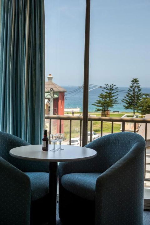 Alloggio Newcastle Beach Hotel - Tourism Guide 1