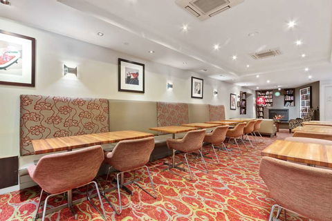 Alto Hotel On Bourke - Tourism Guide 2