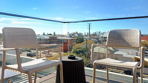 Semaphore Splash Apartments - Cruises Travel 1