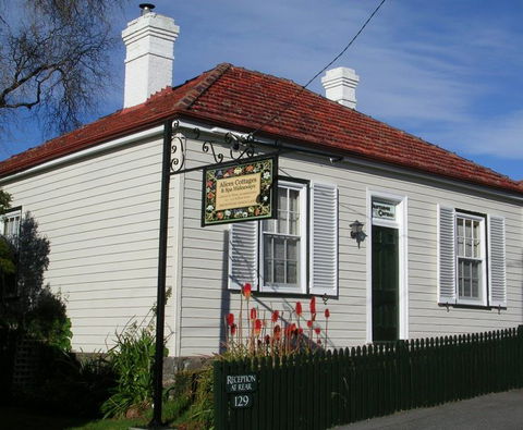 Alice's Cottages - Tourism Guide 0