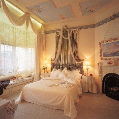 Alice's Cottages - Tourism Guide 2
