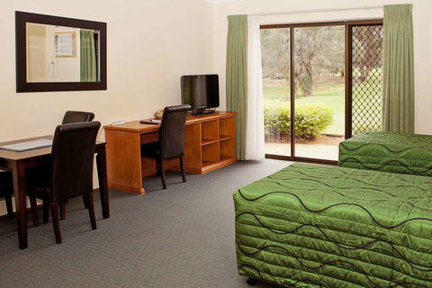 Comfort Inn & Suites Riverland - Cruises Travel 2