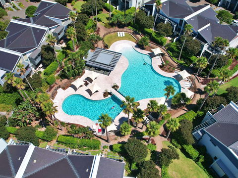Pullman Magenta Shores Resort - Cruises Travel 1